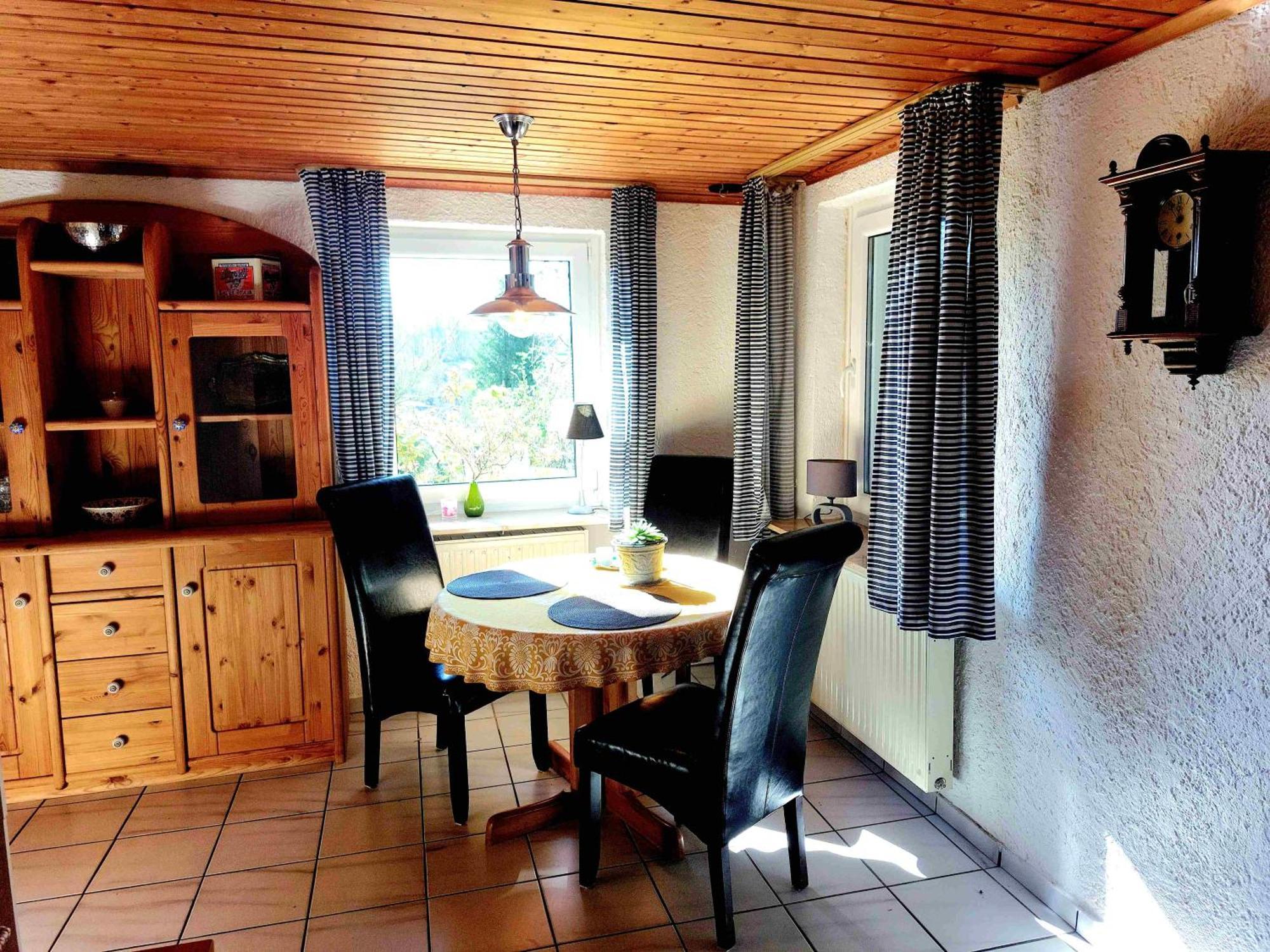 Halver Kleines Haus Mitten In Der Natur Mit Eigener Terrasse Und Sonnenbalkon מראה חיצוני תמונה