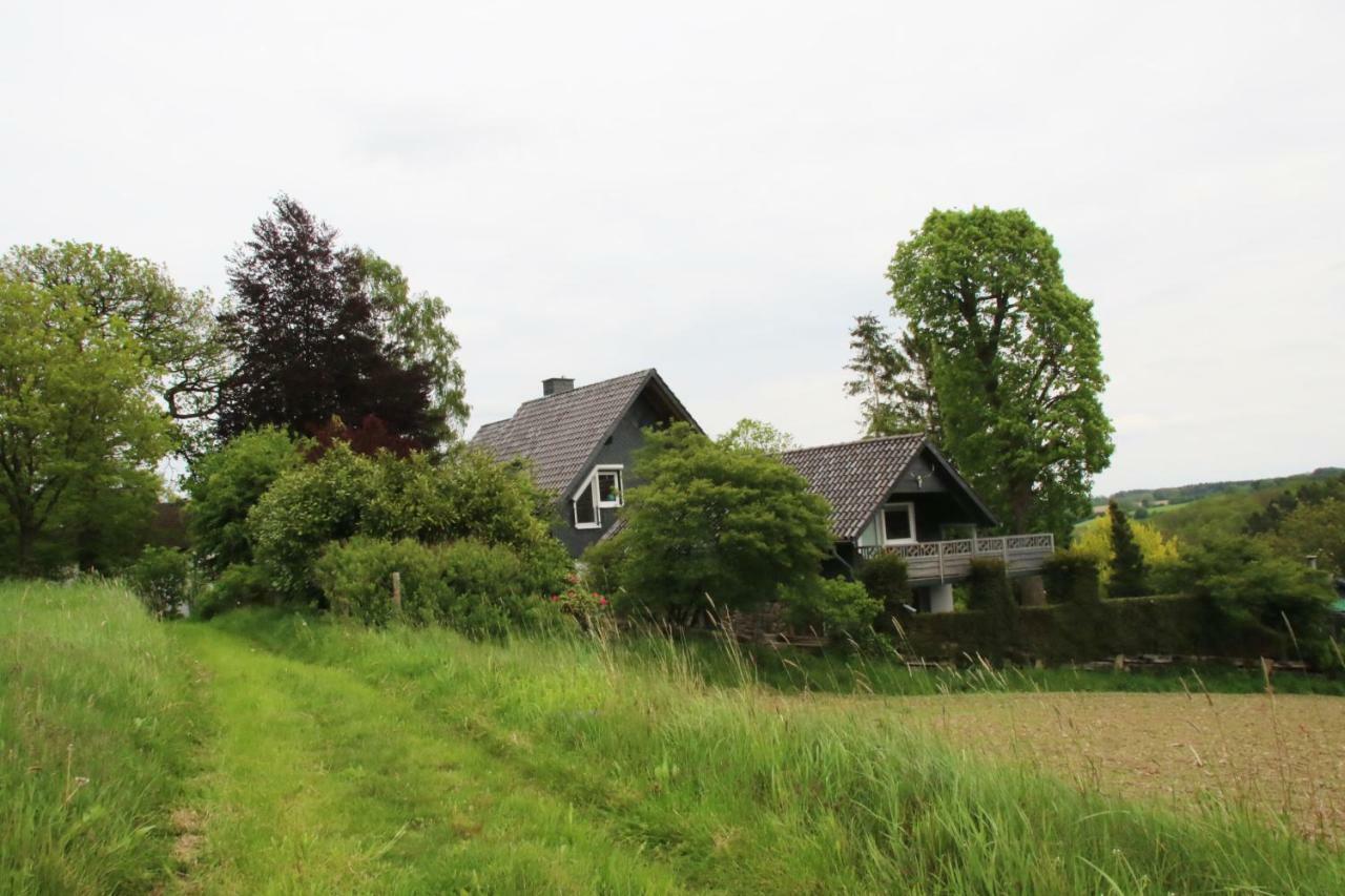 Halver Kleines Haus Mitten In Der Natur Mit Eigener Terrasse Und Sonnenbalkon מראה חיצוני תמונה