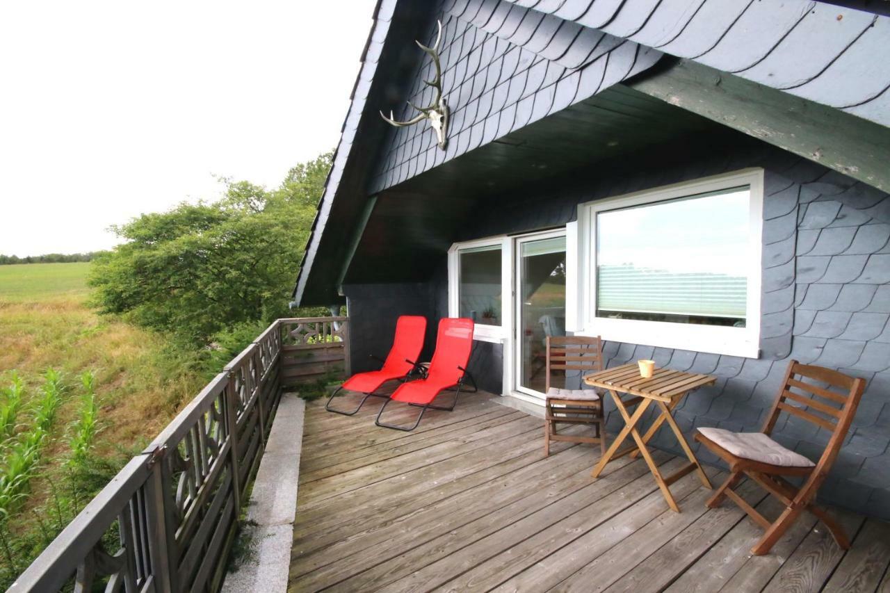 Halver Kleines Haus Mitten In Der Natur Mit Eigener Terrasse Und Sonnenbalkon מראה חיצוני תמונה